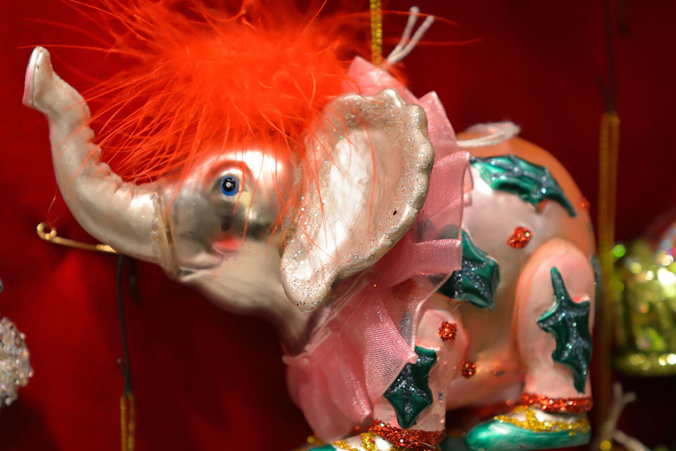 Christbaumkugel Elefantendame