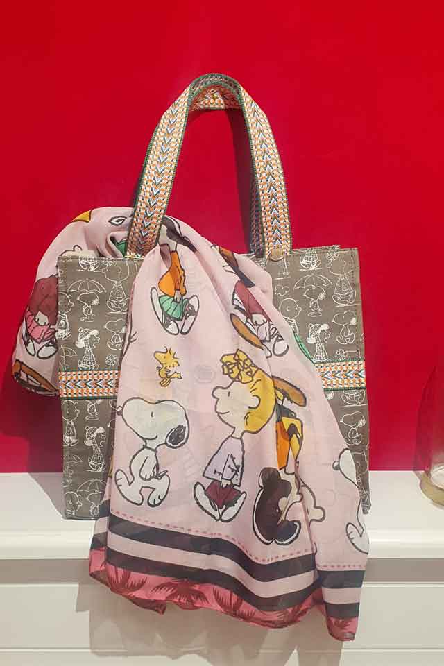 Taschen und Tücher im Peanuts-Design NTG 25 Graz Taschen und Tücher im Peanuts-Design NTG 25 Graz