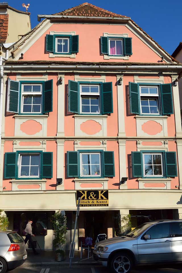 Kitsch & Kunst im Fischerhaus Graz Neutorgasse 9